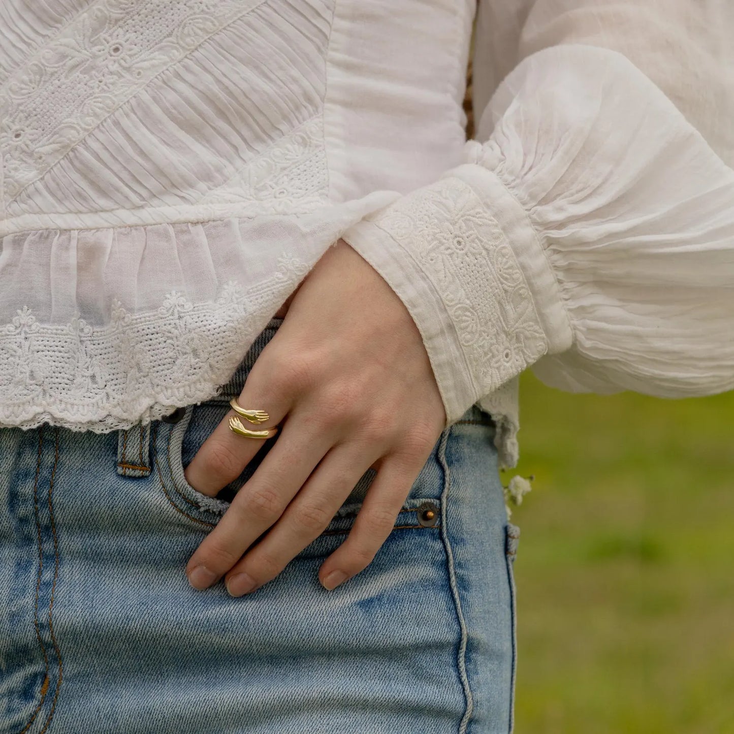 Infinity Hug Ring - SHEVIN